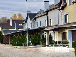 Таунхаус 270м², 3-этажный, на длительный срок,