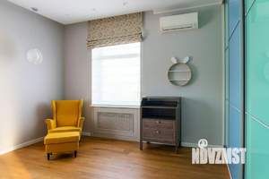 Дом 300м², 2-этажный, на длительный срок,