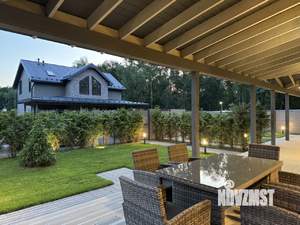 Дом 180м², 2-этажный, на длительный срок,