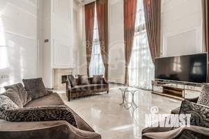 Дом 650м², 2-этажный, на длительный срок,