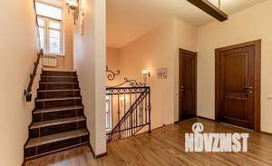 Дом 500м², 3-этажный, посуточно,