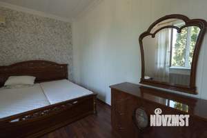 Дом 230м², 3-этажный, на длительный срок,