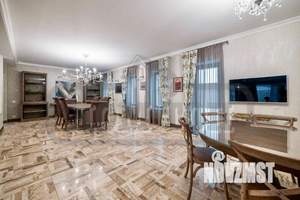 Дом 800м², 3-этажный, посуточно,