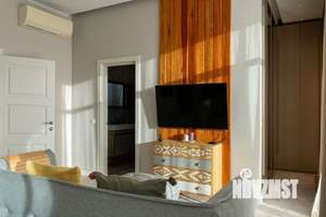 Дом 300м², 2-этажный, на длительный срок,