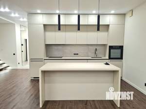 Таунхаус 198м², 2-этажный, на длительный срок,