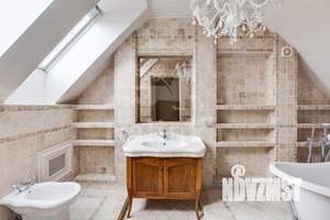 Таунхаус 364м², 3-этажный, на длительный срок,