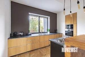 Дом 750м², 2-этажный, посуточно,