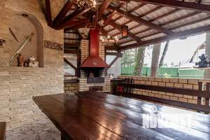 Дом 600м², 3-этажный, посуточно,