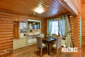 Дом 296м², 2-этажный, на длительный срок,