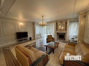 Таунхаус 370м², 3-этажный, на длительный срок,