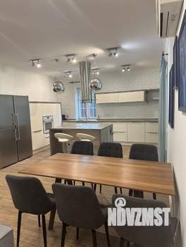 Коттедж 250м², 2-этажный, на длительный срок,