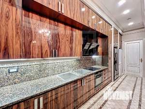 Коттедж 860м², 3-этажный, на длительный срок,