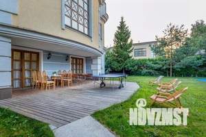 Дом 988м², 3-этажный, посуточно,