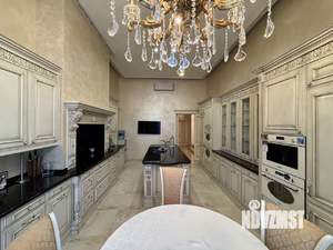 Коттедж 1000м², 3-этажный, на длительный срок,