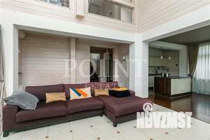 Коттедж 300м², 2-этажный, на длительный срок,