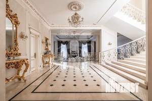 Дом 1000м², 3-этажный, на длительный срок,