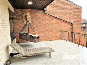 Таунхаус 390м², 3-этажный, на длительный срок,