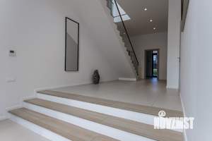 Коттедж 380м², 2-этажный, на длительный срок,