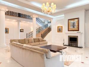 Коттедж 650м², 3-этажный, на длительный срок,