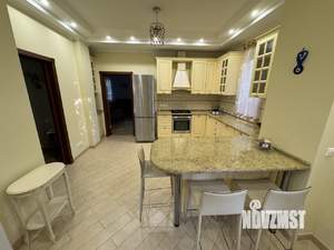 Коттедж 350м², 3-этажный, на длительный срок,