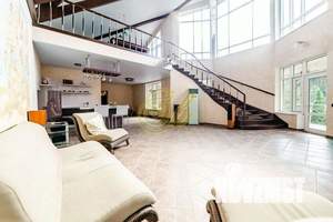 Дом 520м², 2-этажный, посуточно,