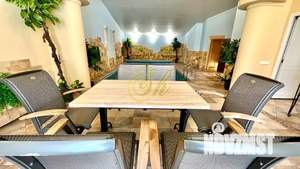 Дом 600м², 3-этажный, посуточно,