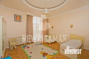 Коттедж 650м², 3-этажный, на длительный срок,