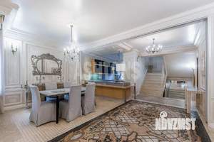 Таунхаус 364м², 3-этажный, на длительный срок,