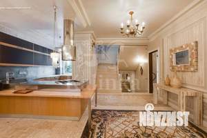 Таунхаус 364м², 3-этажный, на длительный срок,