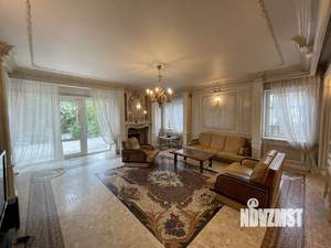 Таунхаус 370м², 3-этажный, на длительный срок,