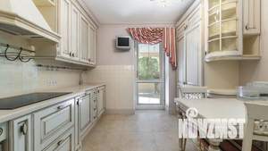 Коттедж 380м², 3-этажный, на длительный срок,