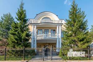 Дом 1000м², 3-этажный, посуточно,