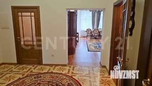 Таунхаус 268м², 3-этажный, на длительный срок,