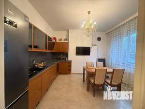 Коттедж 250м², 3-этажный, на длительный срок,