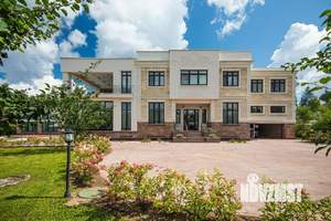 Дом 1660м², 2-этажный, на длительный срок,