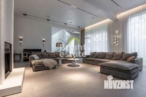 Дом 584м², 3-этажный, на длительный срок,