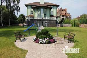 Коттедж 956м², 3-этажный, на длительный срок,