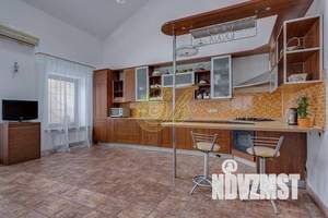 Дом 620м², 2-этажный, посуточно,