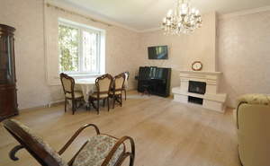 Дом 200м², 3-этажный, на длительный срок,