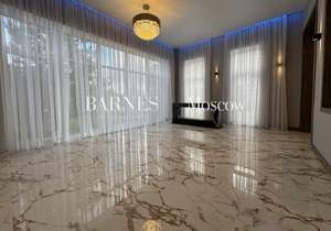 Дом 1104м², 2-этажный, на длительный срок,