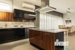 Дом 880м², 3-этажный, на длительный срок,