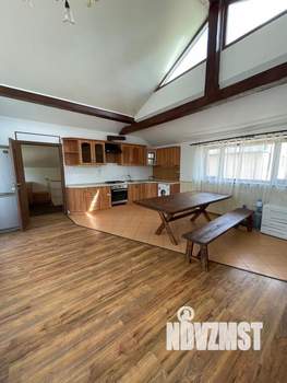 Дом 157м², 2-этажный, на длительный срок,