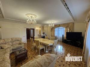 Коттедж 210м², 4-этажный, на длительный срок,