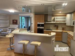 Дом 500м², 3-этажный, на длительный срок,