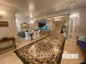 Таунхаус 360м², 3-этажный, на длительный срок,