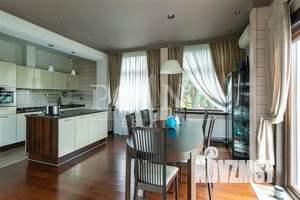 Коттедж 300м², 2-этажный, на длительный срок,