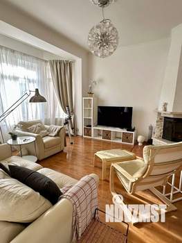 Таунхаус 180м², 3-этажный, на длительный срок,