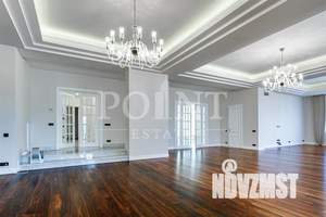 Коттедж 900м², 2-этажный, на длительный срок,