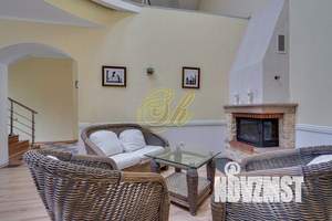 Дом 520м², 2-этажный, посуточно,