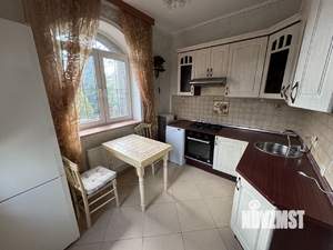 Коттедж 210м², 4-этажный, на длительный срок,